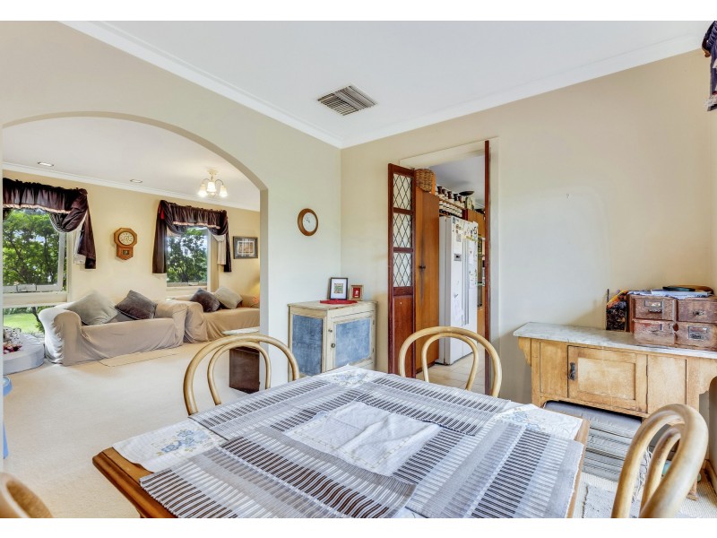 2 Desford Close, Shelley WA 6148