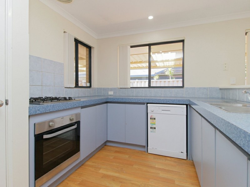 27 Tryall Avenue, Port Kennedy WA 6172