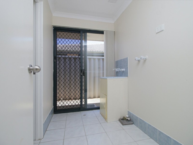 27 Tryall Avenue, Port Kennedy WA 6172