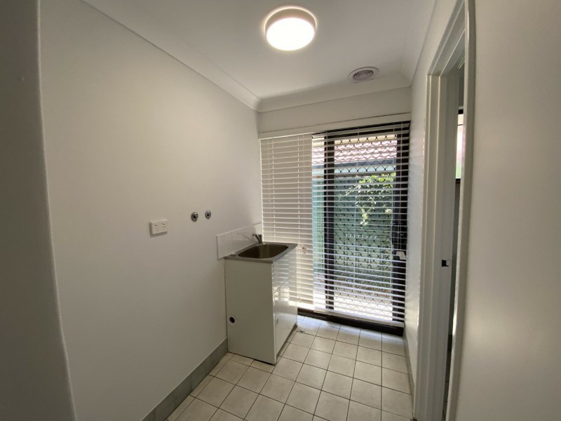 11a Gwenneth Terrace, South Lake WA 6164