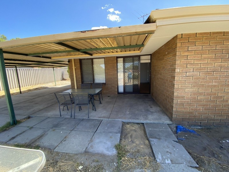 11a Gwenneth Terrace, South Lake WA 6164