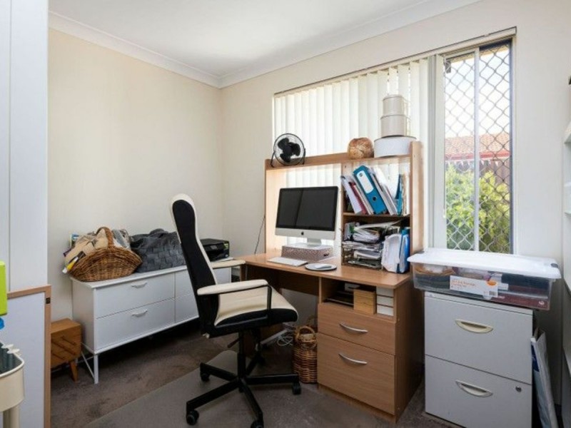 6 Warner Drive, Padbury WA 6025