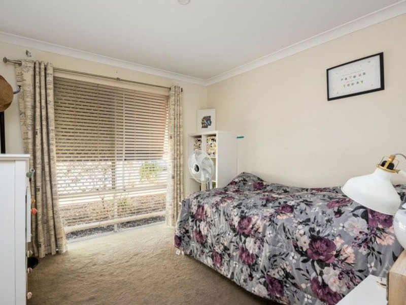 6 Warner Drive, Padbury WA 6025