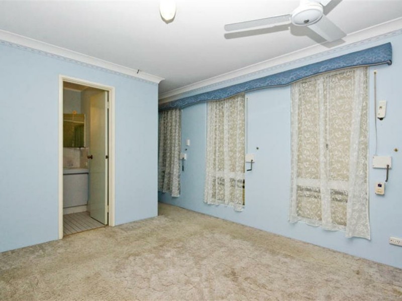 6 Callicoma Court, South Lake WA 6164