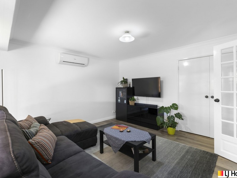 10 Eastwood Parade, Canning Vale WA 6155