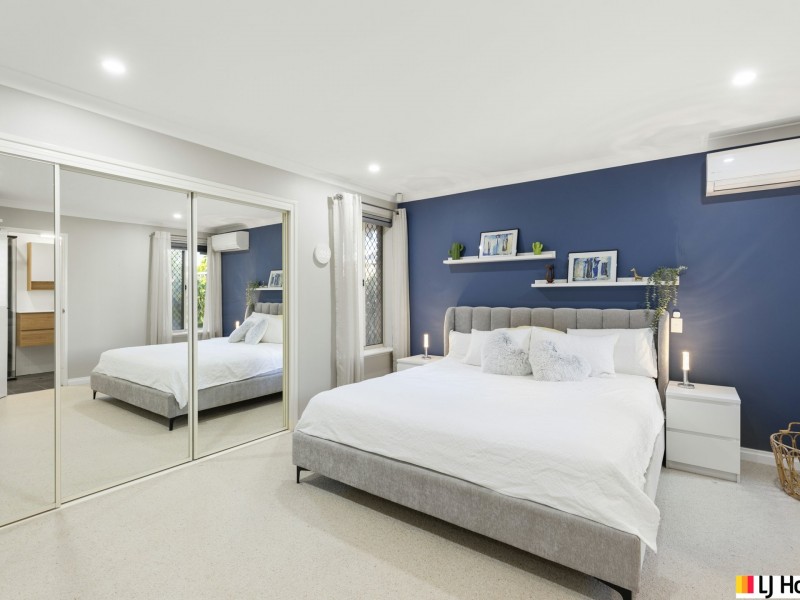 10 Eastwood Parade, Canning Vale WA 6155