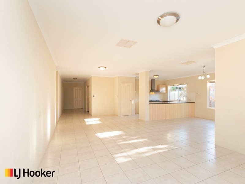 6 Weybridge Drive, Wellard WA 6170