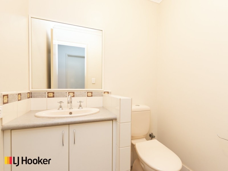 11a Vesta Crescent, Shelley WA 6148