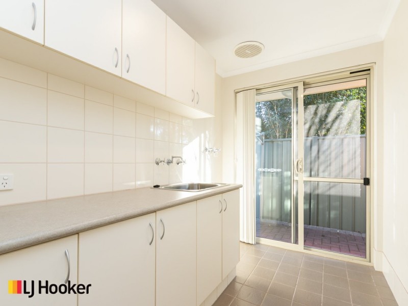 11a Vesta Crescent, Shelley WA 6148