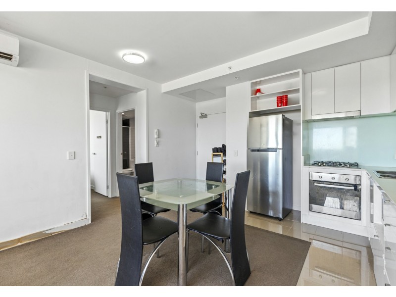 601/17 Malata Crescent, Success WA 6164