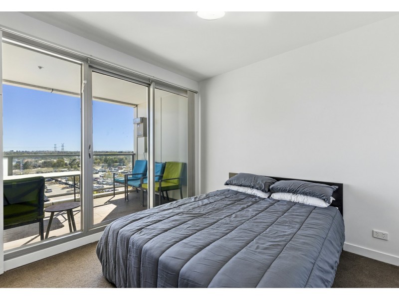 601/17 Malata Crescent, Success WA 6164