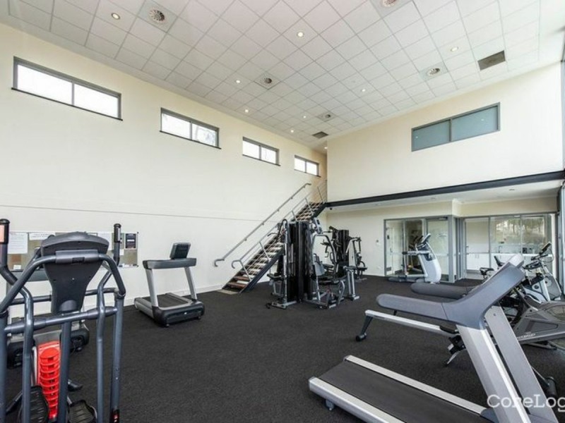 601/17 Malata Crescent, Success WA 6164