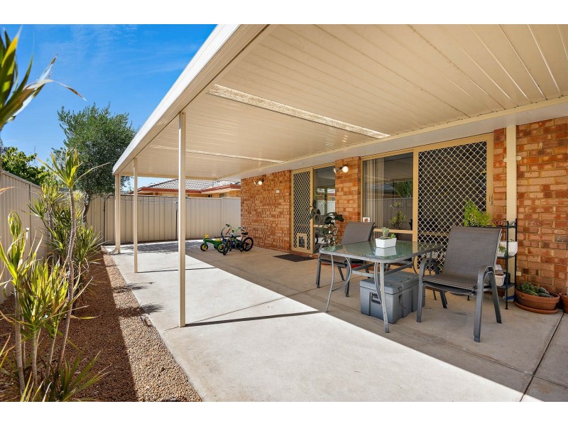 Unit 17/11 Apley Street, Maddington WA 6109
