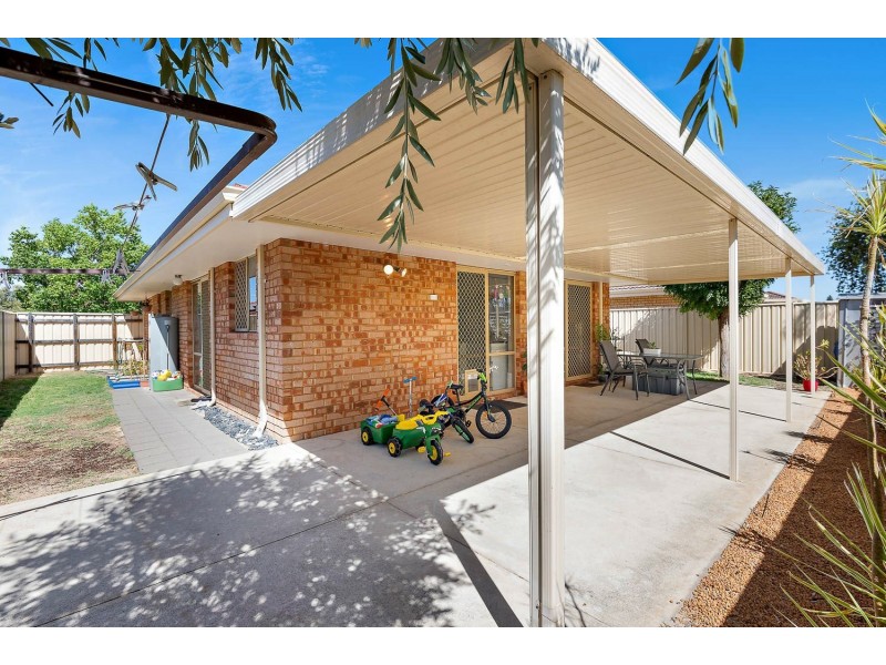 Unit 17/11 Apley Street, Maddington WA 6109
