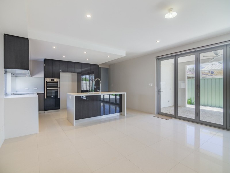 198 Fern Road, Wilson WA 6107