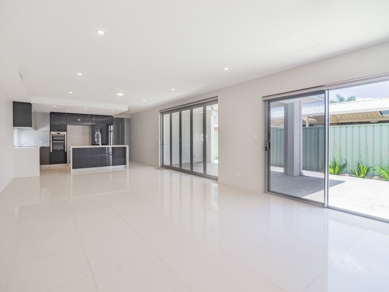 198 Fern Road, Wilson WA 6107