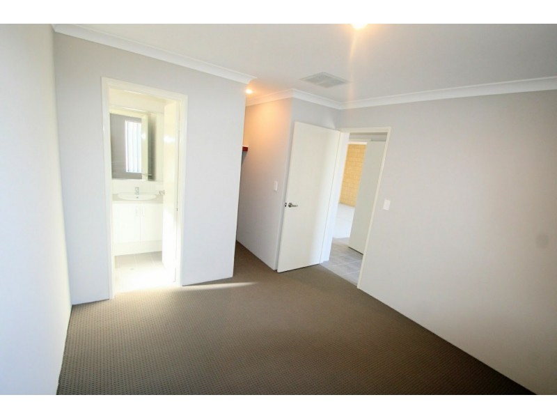 7/48 Grey Street, Cannington WA 6107