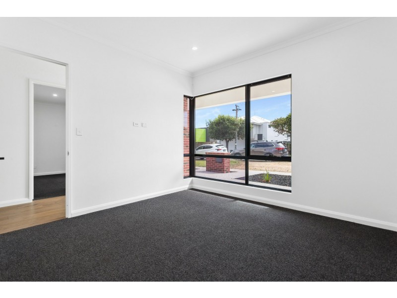 12 Swanston Street, Yokine WA 6060