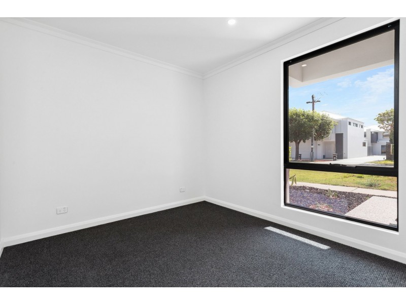 12 Swanston Street, Yokine WA 6060