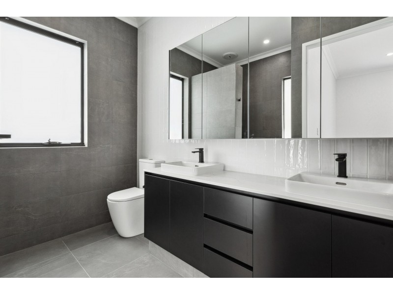 12 Swanston Street, Yokine WA 6060