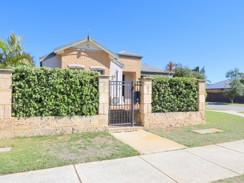 19 Fairbourne Approach, Butler WA 6036