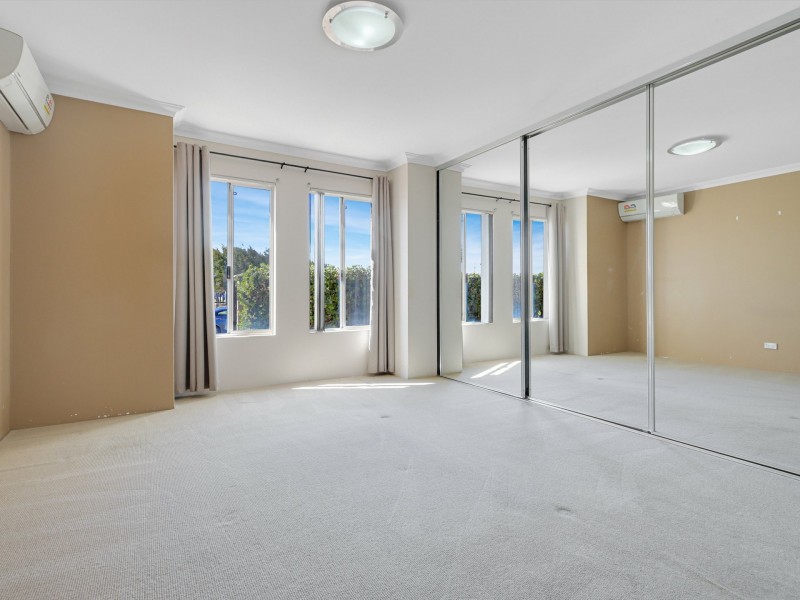 19 Fairbourne Approach, Butler WA 6036