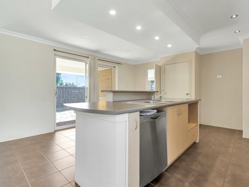 19 Fairbourne Approach, Butler WA 6036