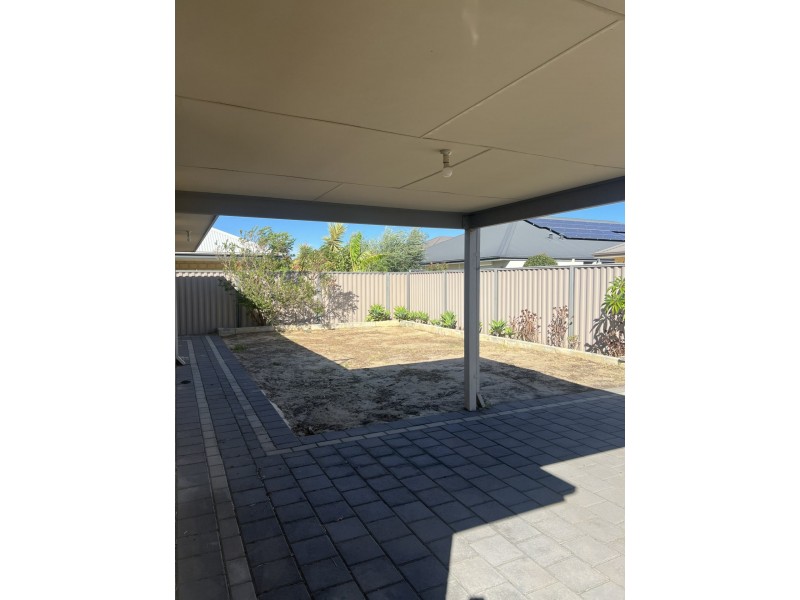 6 Passendale Crescent, Piara Waters WA 6112