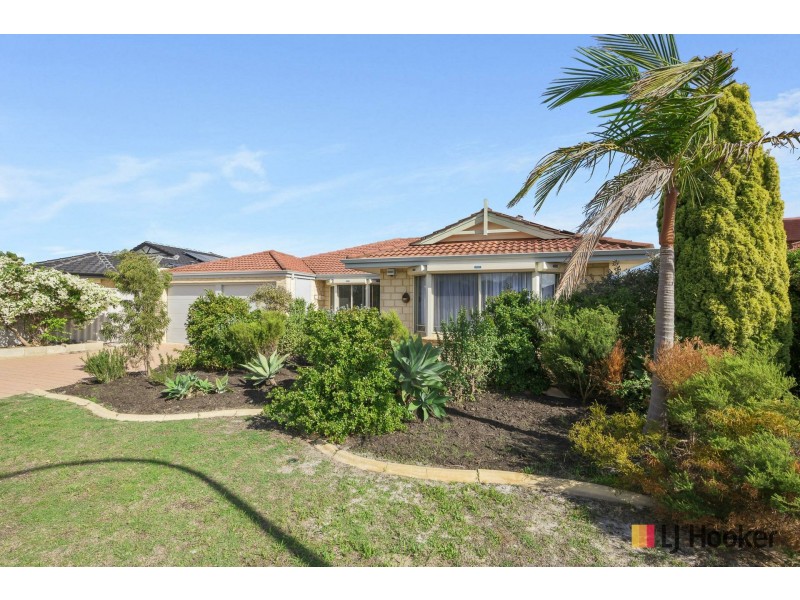 32 Marraboor Place, Success WA 6164