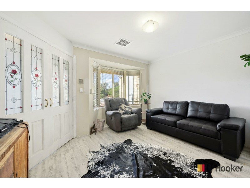 32 Marraboor Place, Success WA 6164