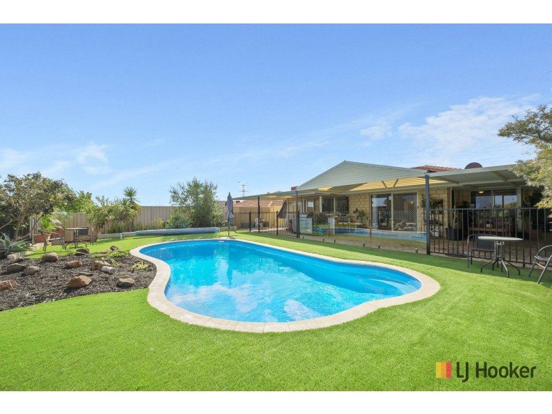 32 Marraboor Place, Success WA 6164