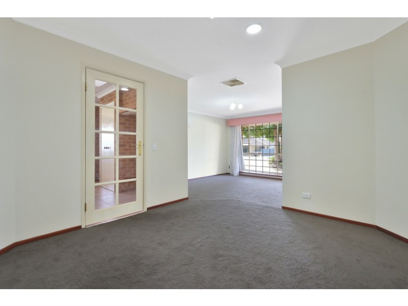 10 Cassidy Place, Murdoch WA 6150