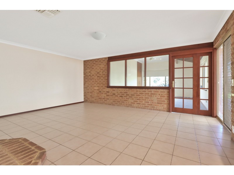 10 Cassidy Place, Murdoch WA 6150