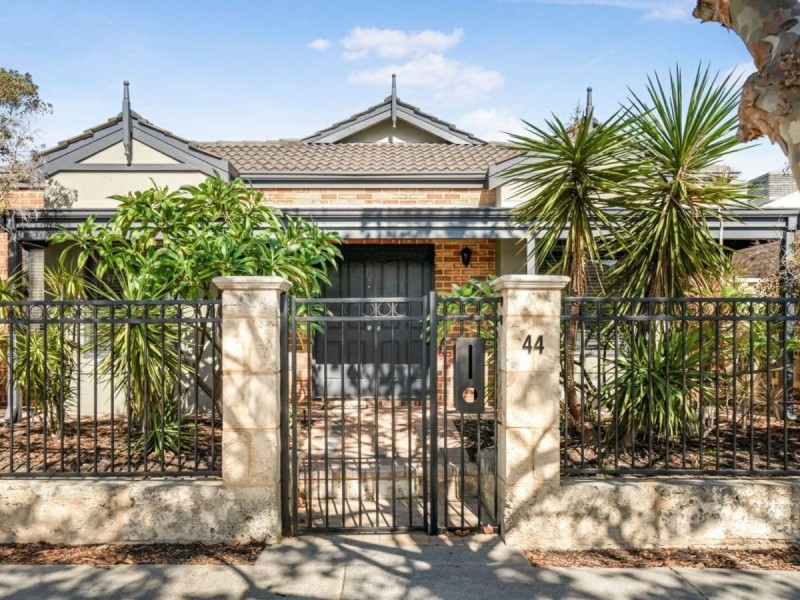 44 Benenden Avenue, Butler WA 6036