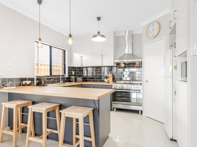 44 Benenden Avenue, Butler WA 6036