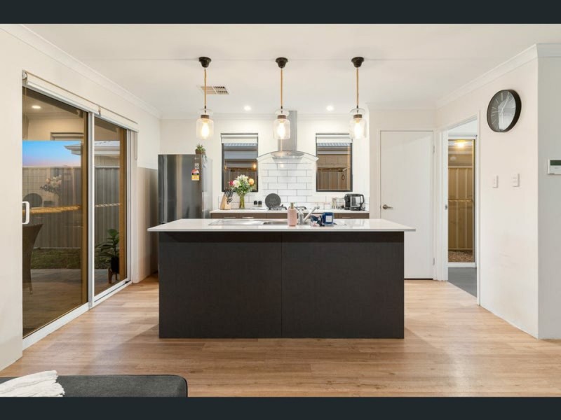 17 Cappuccino Drive, Baldivis WA 6171