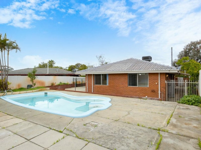 18 Mayo Court, Parkwood WA 6147