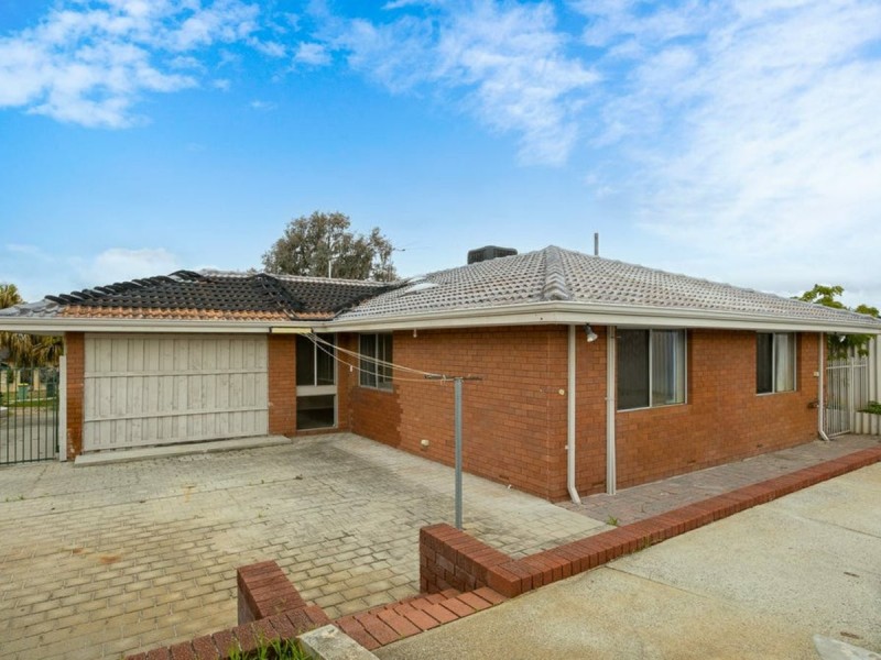 18 Mayo Court, Parkwood WA 6147