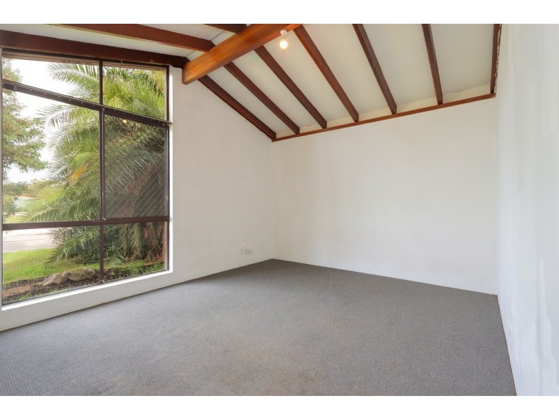 119 Strawberry Drive, Seville Grove WA 6112