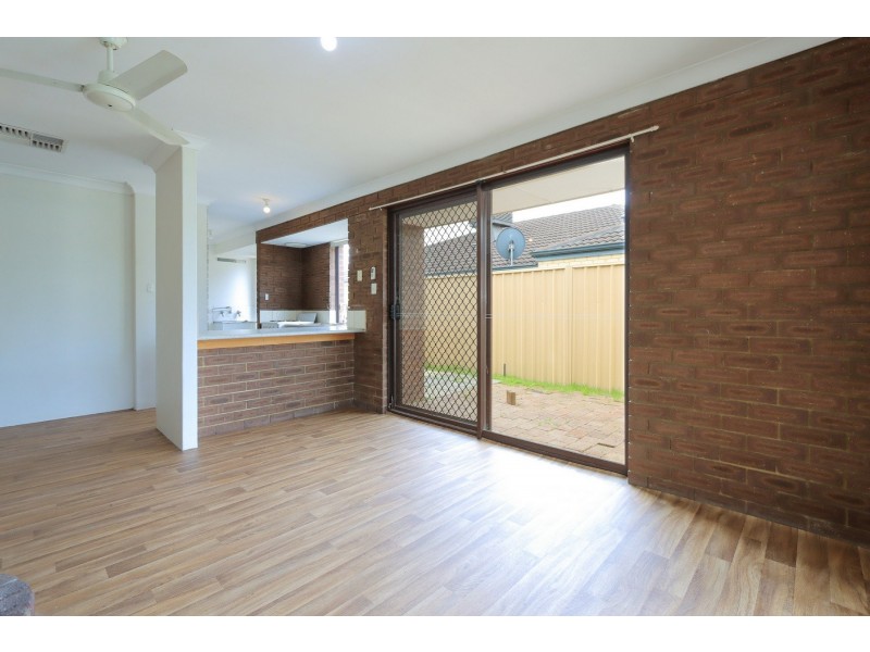 119 Strawberry Drive, Seville Grove WA 6112