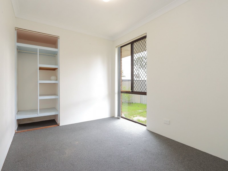 119 Strawberry Drive, Seville Grove WA 6112