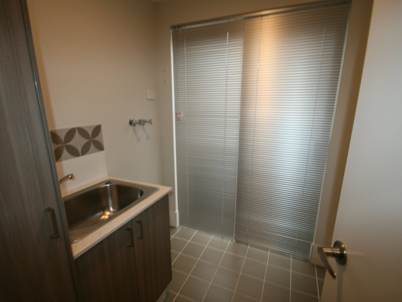 7 Addington Loop, Piara Waters WA 6112