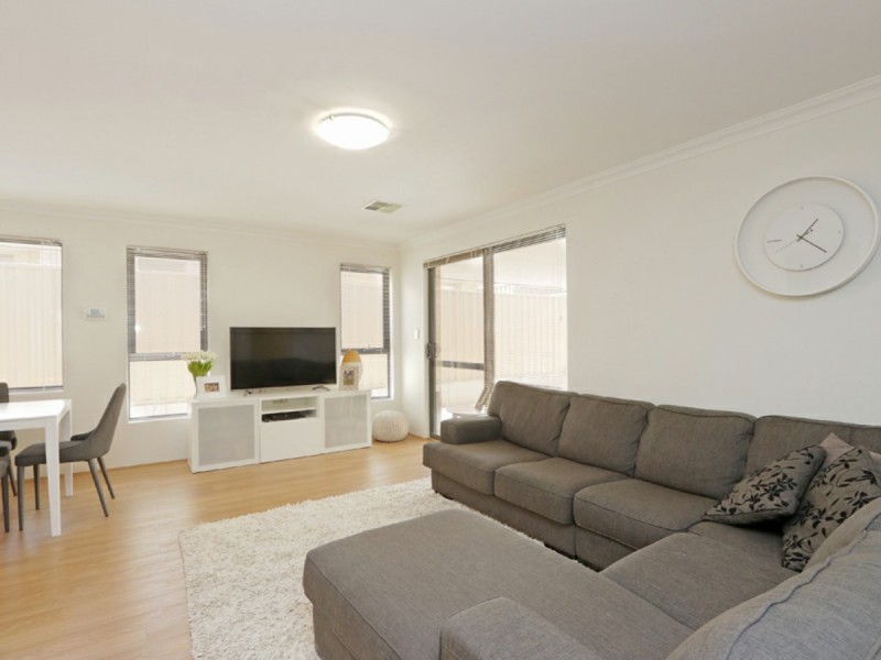 12 Vitis Chase, Ashby WA 6065