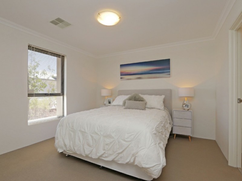 12 Vitis Chase, Ashby WA 6065