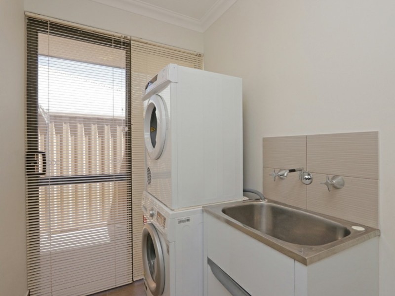 12 Vitis Chase, Ashby WA 6065