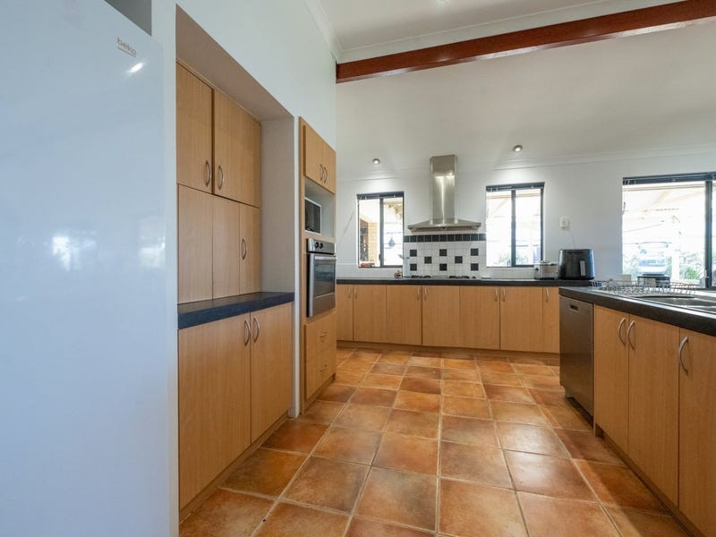 7 Modong Street, Dalyellup WA 6230