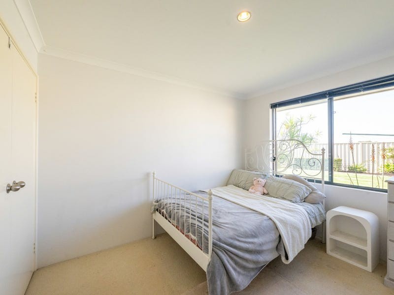 7 Modong Street, Dalyellup WA 6230