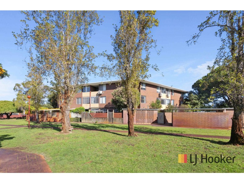 22E/47 Herdsman Parade, Wembley WA 6014
