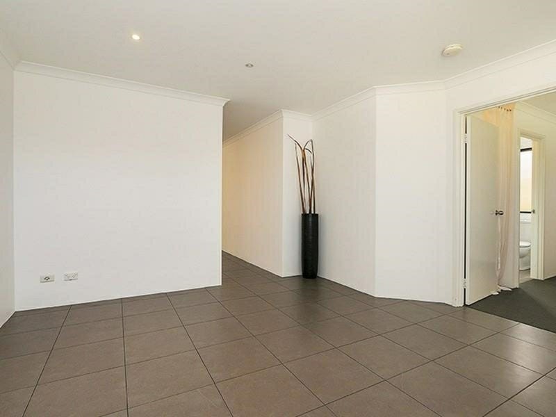 7 Gowrie Approach, Canning Vale WA 6155