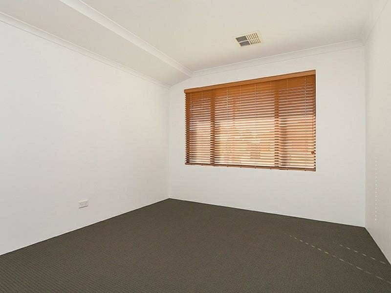7 Gowrie Approach, Canning Vale WA 6155